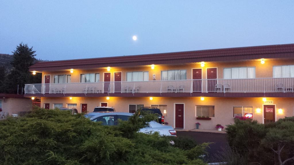 Swiss Sunset Inn เพนทิกตัน ภายนอก รูปภาพ