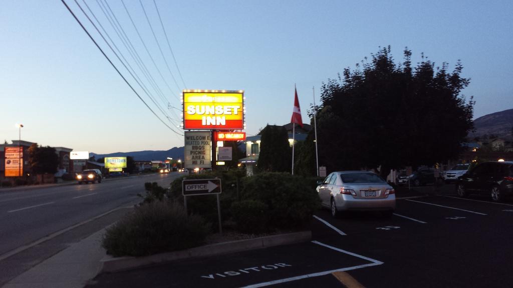 Swiss Sunset Inn เพนทิกตัน ภายนอก รูปภาพ